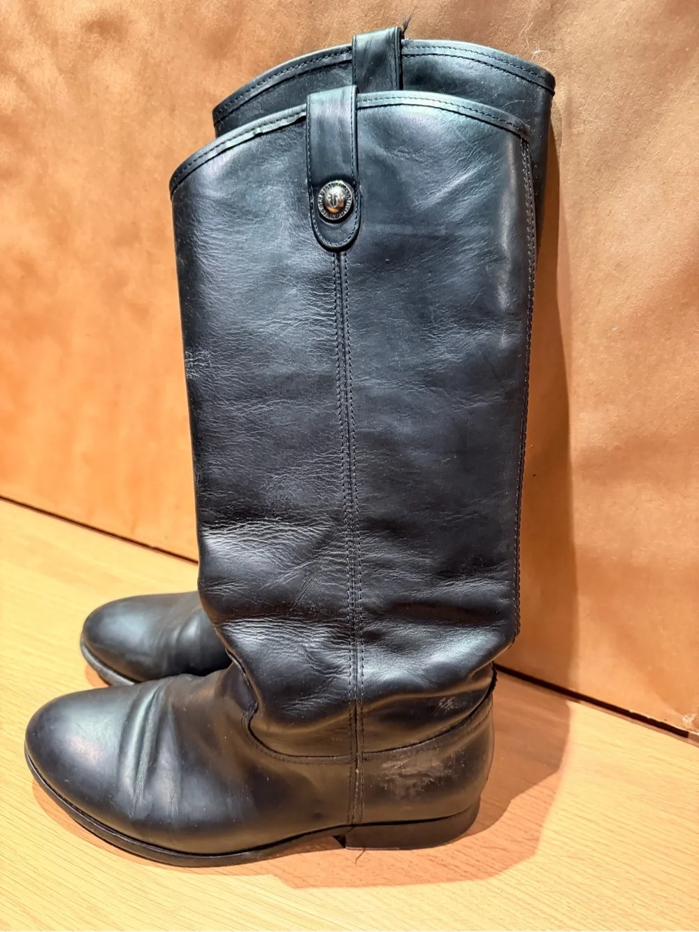 Frye Black MELISSA BUTTON 2 WIDE CALF